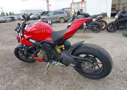 2023 DUCATI STREETFIGHTER V4