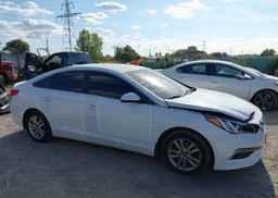2017 HYUNDAI SONATA GL