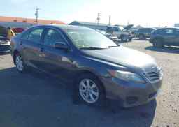 2010 TOYOTA CAMRY