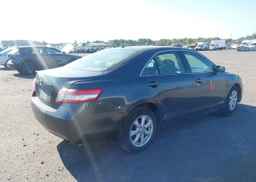 2010 TOYOTA CAMRY