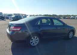 2010 TOYOTA CAMRY