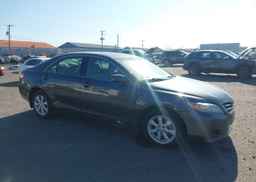 2010 TOYOTA CAMRY
