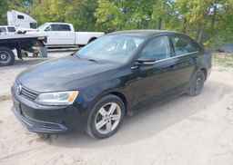 2013 VOLKSWAGEN JETTA SE