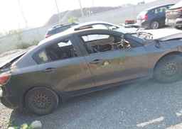 2012 MAZDA MAZDA3 GS-SKY