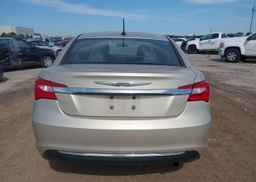 2013 CHRYSLER 200 LX