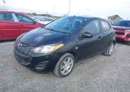 2013 MAZDA MAZDA2