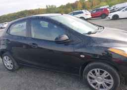 2013 MAZDA MAZDA2
