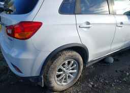 2018 MITSUBISHI RVR SE