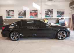 2018 BMW 750 XI