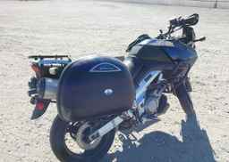 2002 SUZUKI DL1000