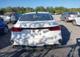 2023 KIA FORTE EX