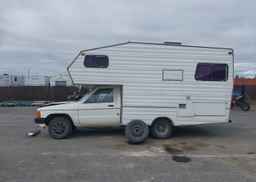 1984 TOYOTA PICKUP 1