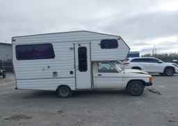 1984 TOYOTA PICKUP 1