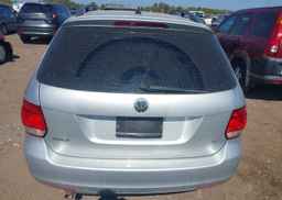 2011 VOLKSWAGEN GOLF 2.5L COMFORTLINE