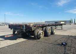 2018 LODE KING INDUSTRIES FLAT DECK TRAILER