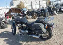 2009 SUZUKI VS1400