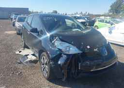 2016 NISSAN LEAF