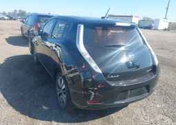 2016 NISSAN LEAF
