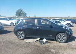 2016 NISSAN LEAF