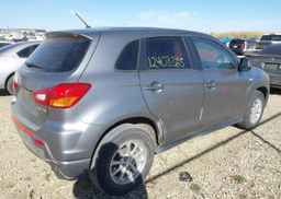 2011 MITSUBISHI RVR SE