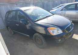 2011 KIA RONDO