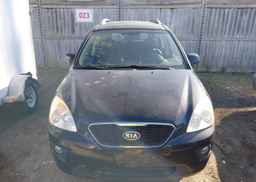 2011 KIA RONDO