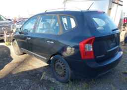 2011 KIA RONDO