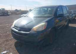 2004 TOYOTA SIENNA CE