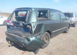 2004 TOYOTA SIENNA CE
