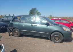 2004 TOYOTA SIENNA CE