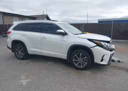 2018 TOYOTA HIGHLANDER HYBRID
