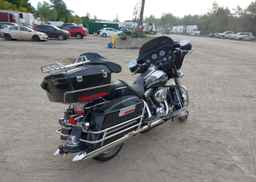 2003 HARLEY-DAVIDSON FLHTCI