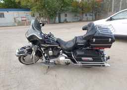 2003 HARLEY-DAVIDSON FLHTCI