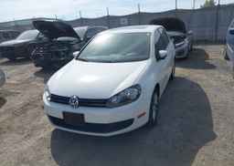 2013 VOLKSWAGEN GOLF 2.5L COMFORTLINE