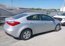 2016 KIA FORTE LX