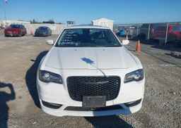 2023 CHRYSLER 300 TOURING-L