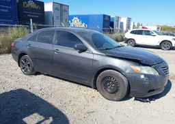 2011 TOYOTA CAMRY LE