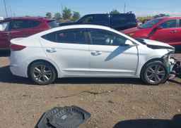 2017 HYUNDAI ELANTRA LE