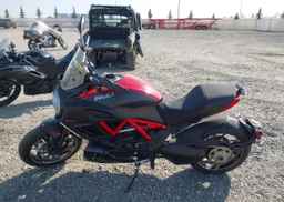2011 DUCATI DIAVEL