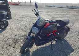 2011 DUCATI DIAVEL