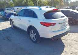 2010 INFINITI FX50