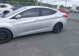 2013 HYUNDAI ELANTRA GL