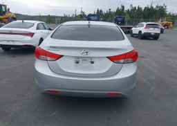 2013 HYUNDAI ELANTRA GL