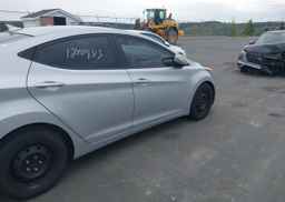 2013 HYUNDAI ELANTRA GL