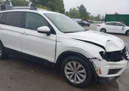 2018 VOLKSWAGEN TIGUAN TRENDLINE