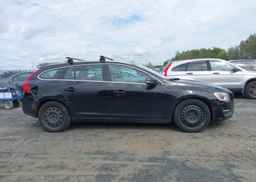 2017 VOLVO V60 T5 SPECIAL EDITION PREMIER