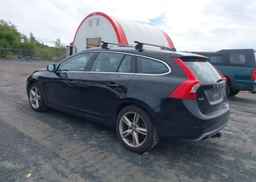 2017 VOLVO V60 T5 SPECIAL EDITION PREMIER