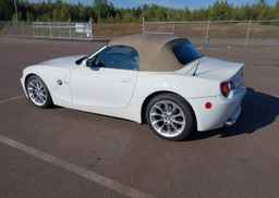 2004 BMW Z4 2.5