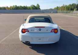2004 BMW Z4 2.5