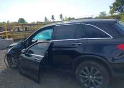 2016 MERCEDES-BENZ GLC 300 4MATIC